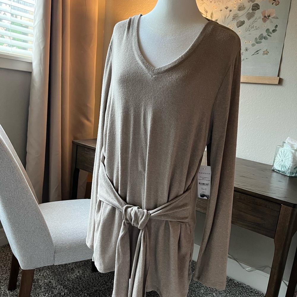Hannah Tan Tunic with V-Neck and Tie Front